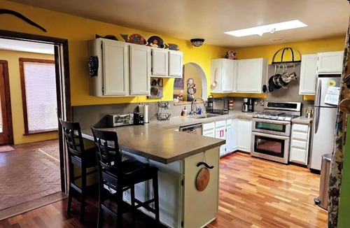 Santa Fe House | Casa Karina- Adobe, Sunroom, 10 min to Plaza, River Trail access on same street