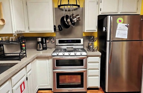 Santa Fe House | Casa Karina- Adobe, Sunroom, 10 min to Plaza, River Trail access on same street