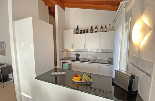 Ascona Apartment | Casa la Brima - Bright, spacious apartment on the top floor