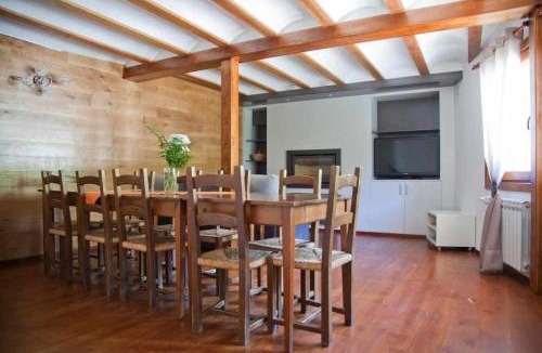 Ainet de Besan House | Casa La Lourdes
