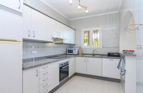 Cumbre del Sol Villa | Casa La Perla: Villa with Sea View, Pool, Balcony, A/C & Wi-Fi