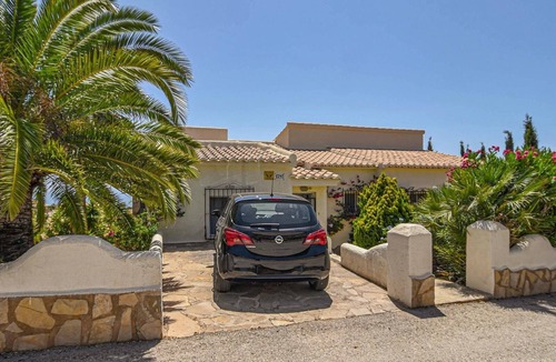 Cumbre del Sol Villa | Casa La Perla: Villa with Sea View, Pool, Balcony, A/C & Wi-Fi