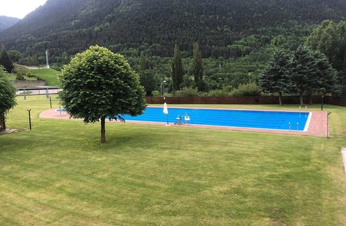 Areu House | Casa La Pica with access to the garden