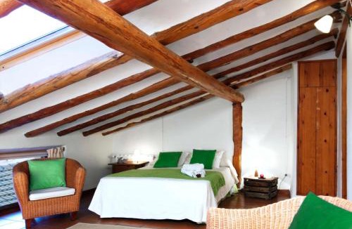 Calomarde House | Casa La Sabina Rural