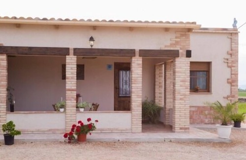 Deltebre Cottage | Casa la Tora for 8 people