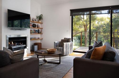 Hepburn House | Casa Lagrima