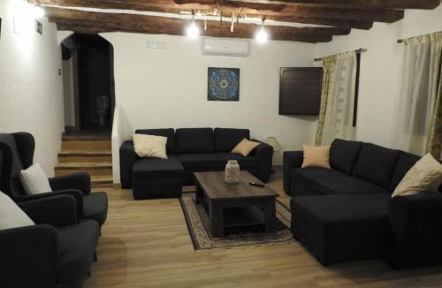 Bisimbre House | Casa Larralde