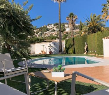 Pinar del Advocat Villa | Casa Laura by Sun & Sea Homes