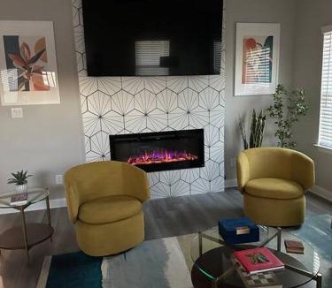 Southtown Villa | Casa Lavaca Luxury