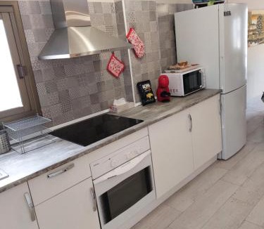 Les Deveses House | Casa Leonardo
