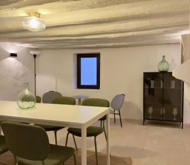 Montblanc House | Casa Les Ferreres Montblanc
