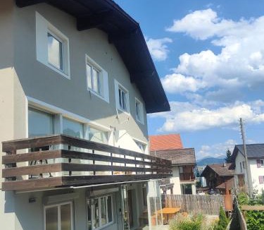 Ruschein Apartment | Casa LeYu mitten in Ruschein