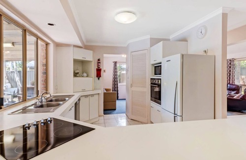 Hillcrest House | Casa Linda - Casas de vida