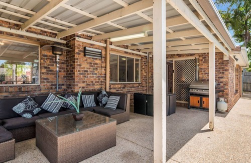 Hillcrest House | Casa Linda - Casas de vida