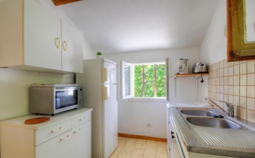 Ficaja House | Casa Lisandru