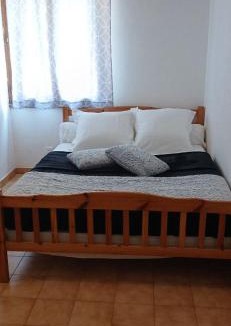 Ficaja House | Casa Lisandru