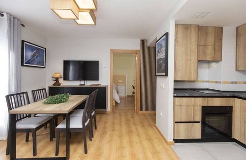 Escarrilla Apartment | Casa Lite by BeValle