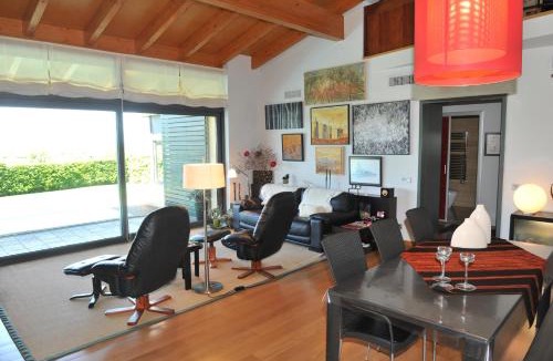 Pals House | Casa LLEVADORA - Villa amb piscina privada a PALS