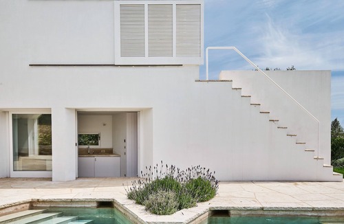 Cadaques House | Casa Llevant: Exclusive villa with swimming pool in Cadaqués