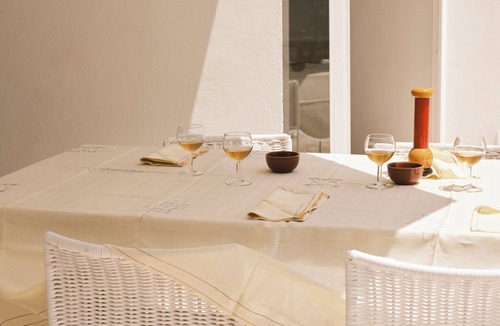 Cadaques House | Casa Llevant: Exclusive villa with swimming pool in Cadaqués
