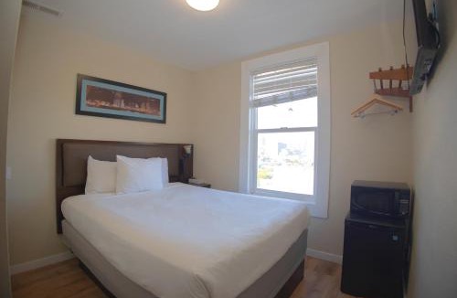 Western Addition Hotel | Casa Loma Hotel