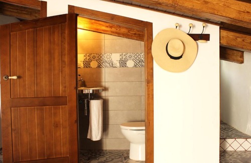 Anna House | Casa Los gorgos