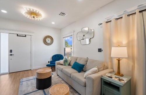 Coronado House | Casa Lumina
