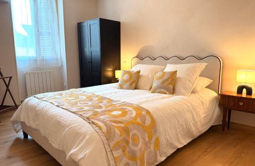 Savigny-les-Beaune Apartment | Casa Luna Burgundy