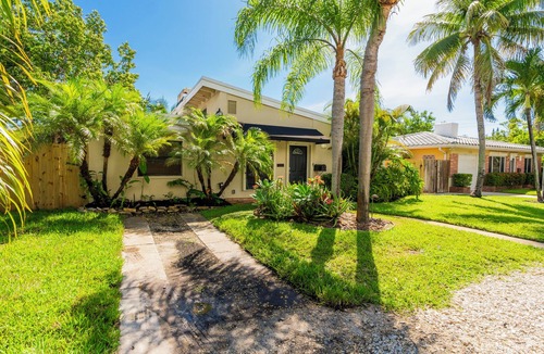 Lake Ridge House | Casa Luna, minutes from the beach and downtown Las Olas