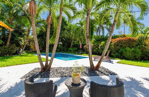 Lake Ridge House | Casa Luna, minutes from the beach and downtown Las Olas