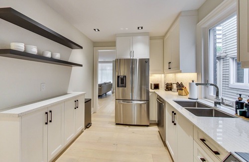 Yonge-Eglinton Hotel | Casa Luxe Modernista