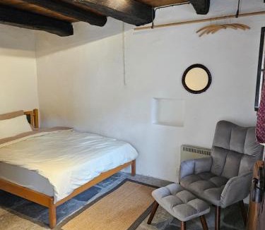 Corippo House | Casa Mönä