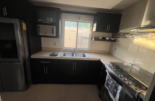 Mexicali House | Casa Madeira