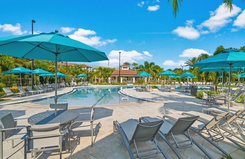 Florida Central Atlantic Coast Condo | Casa Magna Deluxe Condo by RedAwning