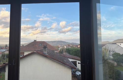 Montigny-les-Metz House | Casa Majorelle ~ free parking & Wifi