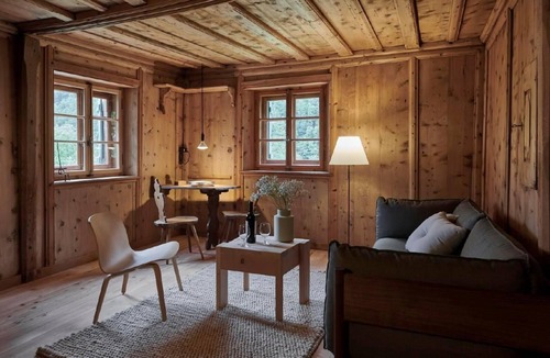 Promontogno House | Casa Malussi - Foundation Holidays in a listed building