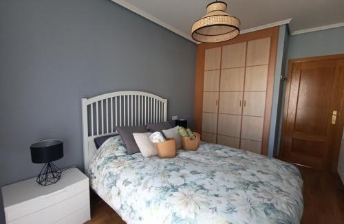 Zubiri House | Casa María House