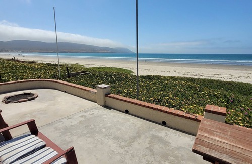 Lengueta Arenosa House | CASA MARBELLA 2BR/1BA Private Beach-Front Home