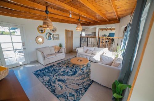 Ensenada House | CASA MARES - Beach and Sun
