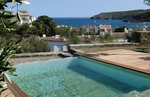 Portlligat House | Casa Margot Bay views, central, with pool, private garden,
