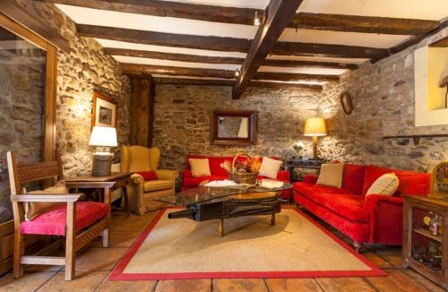 Escarrilla House | Casa Marieta Escarrilla