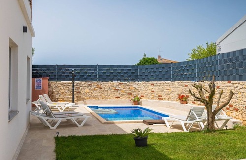 Sikici House | Casa Marlena by Interhome