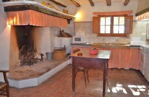 Nulles House | Casa Mas del Pi - Charming Catalan holiday home near the Costa Daurada-coast