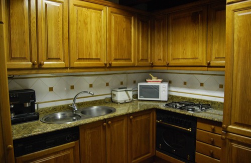 Betren House | Casa Mateo, Aranesa comfort of home in the Pyrenees and picturesque village.