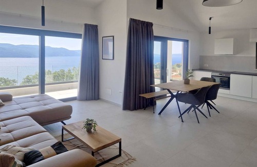 Zagorje Villa | Casa Meer an sea-view retreat with panoramic pool