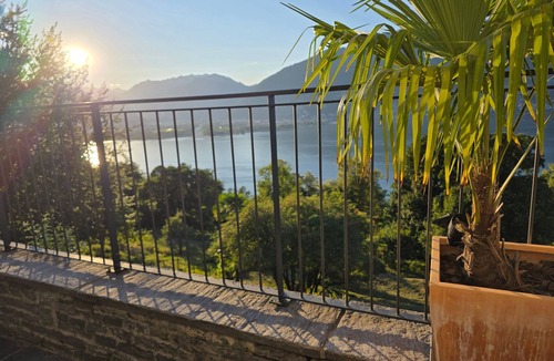 Piazzogna House | Casa Melitta' holidays with a beautiful lake view