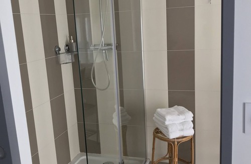 Nefiach House | Casa Mia