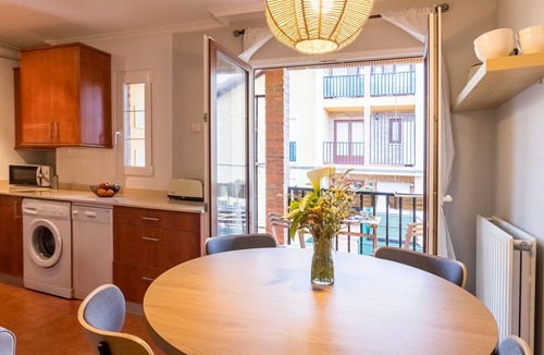 Concha House | Casa Miranda in Comillas: Family-Friendly Apartment Near the Beach