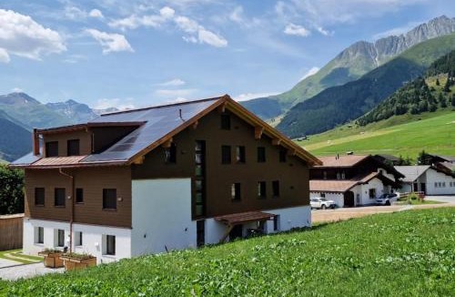 Sedrun Apartment | Casa Molina