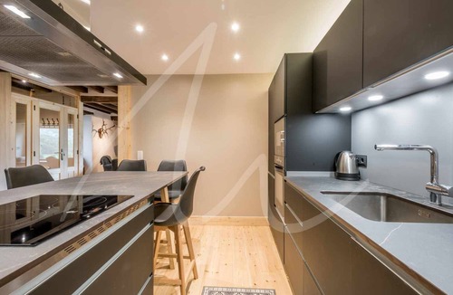 Gessa House | Casa Montlude by SeaMount Rentals